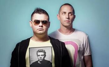 Myon Shane 54 - International Departures