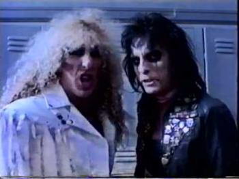 Twisted Sister Alice Cooper - Be Cruel To Your School